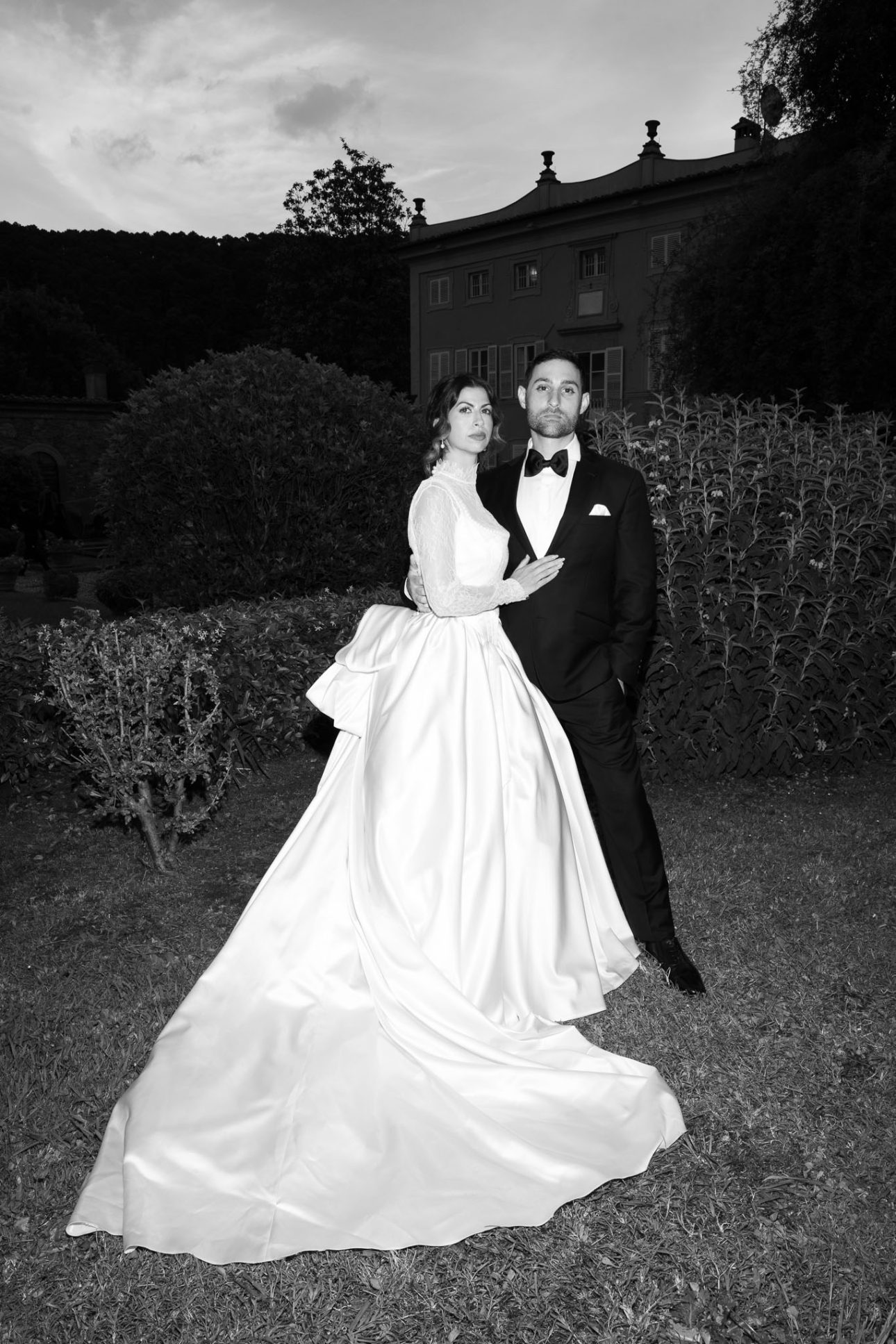 Elegant Jewish wedding portrait Italy